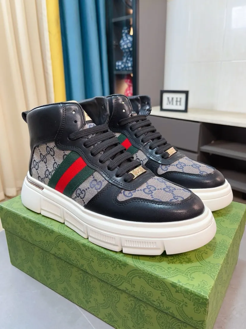 Men's shoes 💰440🌹🌹GUCCI [Gucci] New high-top men's shoes, a high-end brand, the latest fashionable casual men's shoes, trendy and versatile, relaxed and sporty style, uppers imported from Italy, first-layer cowhide, genuine leather lining, and ultra-fine workmanship. Original personalized fashionable rubber wear-resistant outsole, light and comfortable on the foot, size 38-44